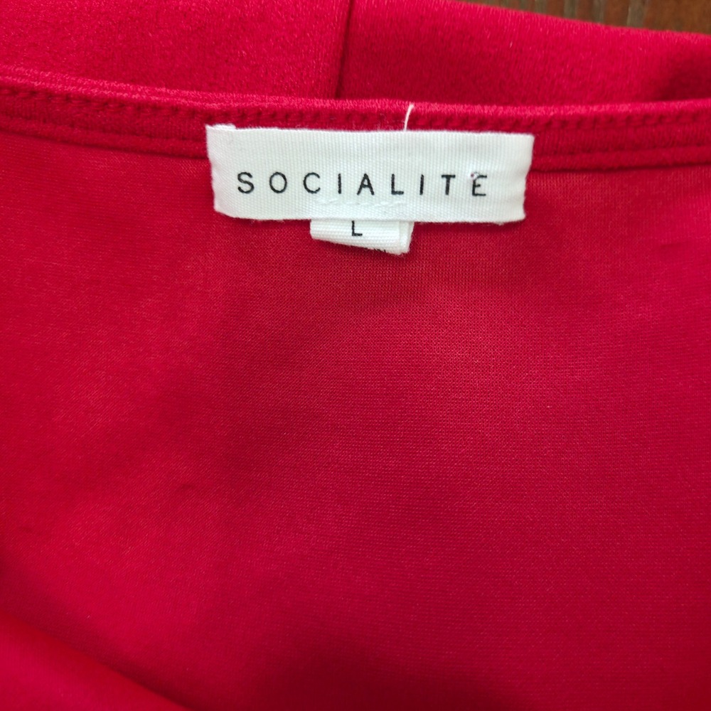 Red Fitted Valentines‎ Day Dress with scalloped neckline size Large Socialite - Picture 6 of 12